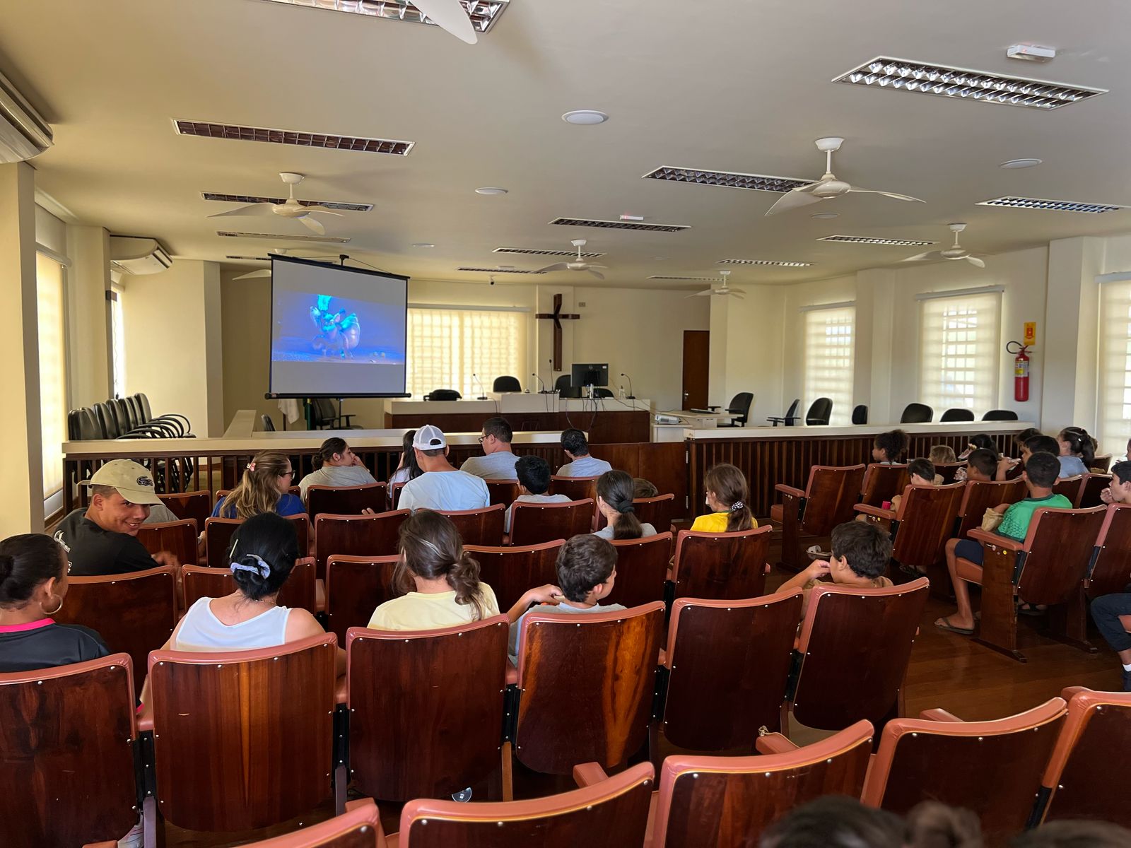 Projeto da Comarca de Tomazina promove inclusão de alunos da APAE